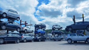 Recogida de Vehículos Siniestrados en Alicante: Soluciones Rápidas y Gratuitas con Desguaces Lorente